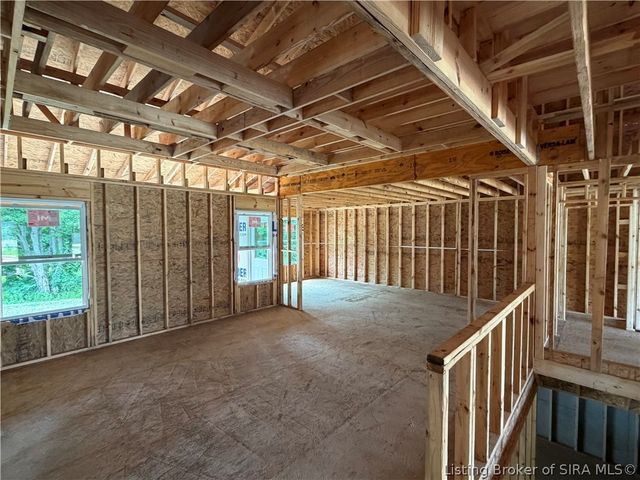 8044 Hudson Lane, Georgetown, IN 47122