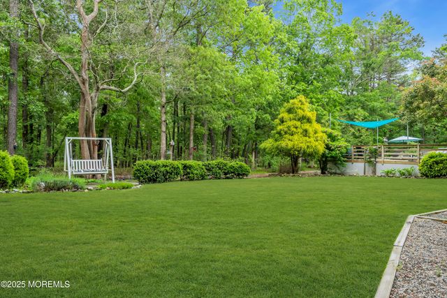 12 Stagecoach Drive, Little Egg Harbor, NJ 08087