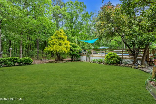 12 Stagecoach Drive, Little Egg Harbor, NJ 08087