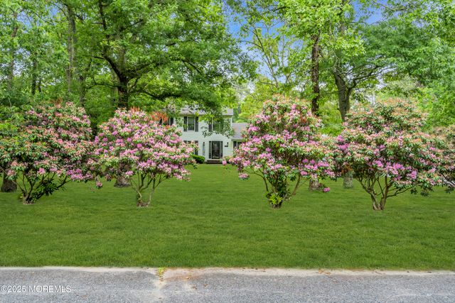12 Stagecoach Drive, Little Egg Harbor, NJ 08087