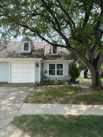 8117 Crook Drive N, Indianapolis, IN 46256