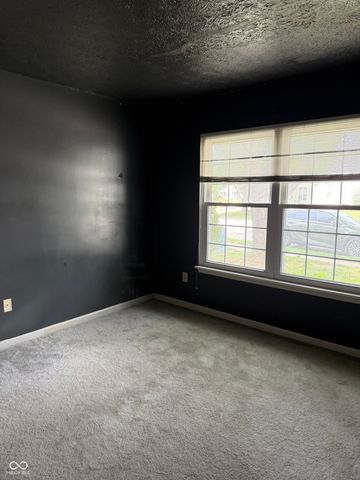 8117 Crook Drive N, Indianapolis, IN 46256