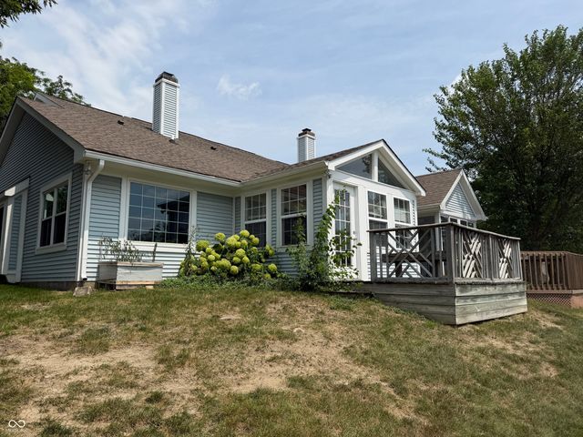 8117 Crook Drive N, Indianapolis, IN 46256