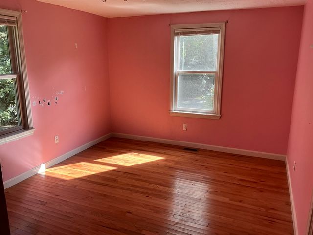 5 Candlewood Dr, Sandwich, MA 02563