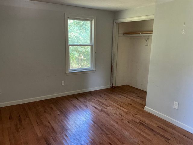 5 Candlewood Dr, Sandwich, MA 02563