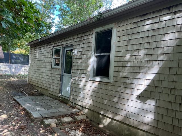 5 Candlewood Dr, Sandwich, MA 02563