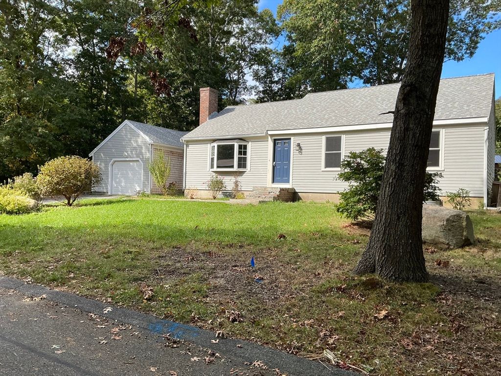 5 Candlewood Dr, Sandwich, MA 02563