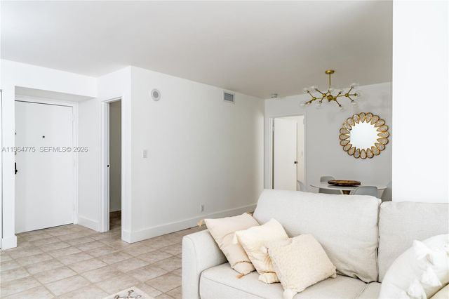 17021 N Bay Road 526, Sunny Isles Beach, FL 33160