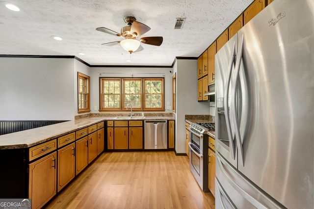 110 Beacon Drive, Fayetteville, GA 30215
