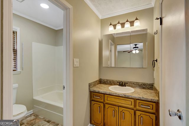 110 Beacon Drive, Fayetteville, GA 30215