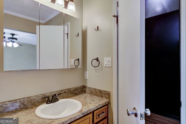 110 Beacon Drive, Fayetteville, GA 30215