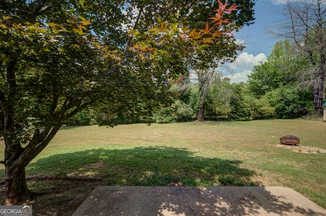 110 Beacon Drive, Fayetteville, GA 30215