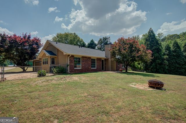 110 Beacon Drive, Fayetteville, GA 30215