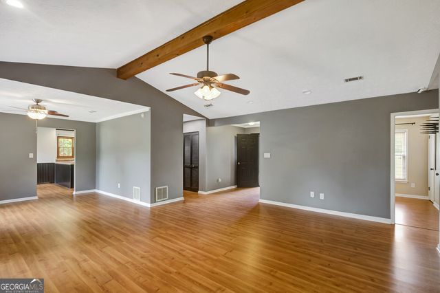 110 Beacon Drive, Fayetteville, GA 30215