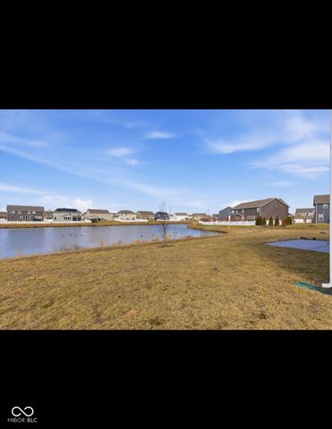 1280 Wood Thrush Court, Greenwood, IN 46143