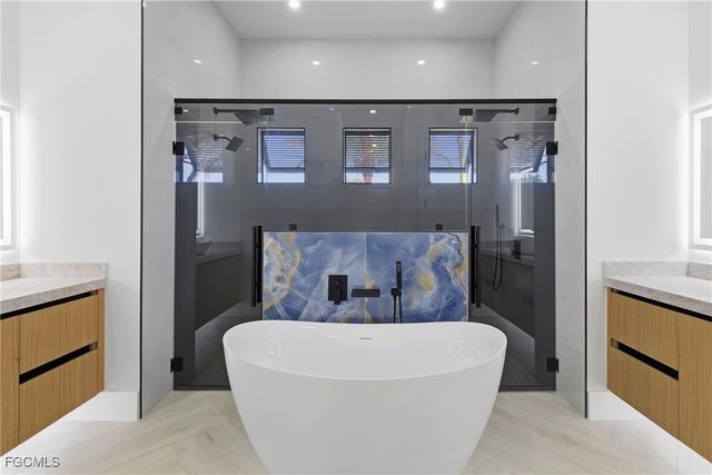 3402 SW 26th PL, Cape Coral, FL 33914