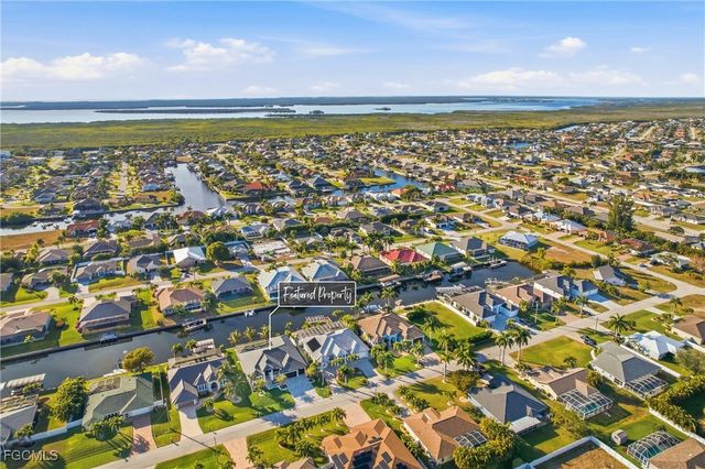 3402 SW 26th PL, Cape Coral, FL 33914