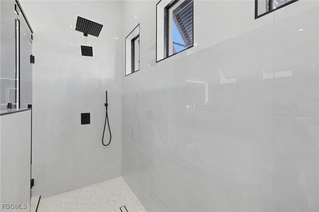 3402 SW 26th PL, Cape Coral, FL 33914