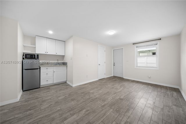 1041 NE 9th Ave A5, Fort Lauderdale, FL 33304