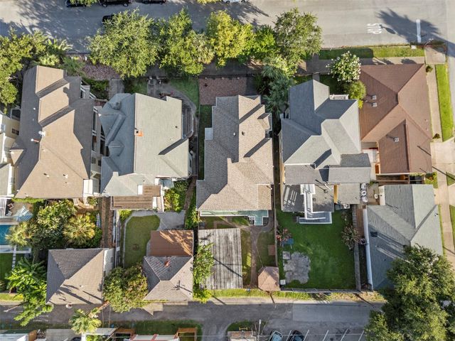 1820 Winnie Street, Galveston, TX 77550
