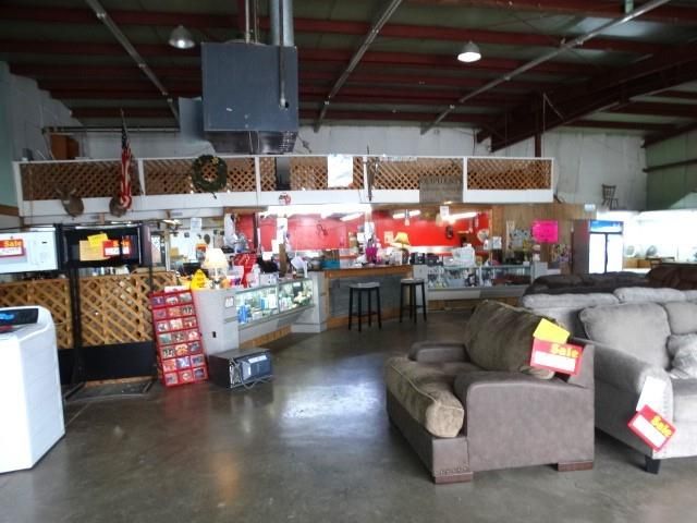 1110 E Main Street, Richmond, MO 64085