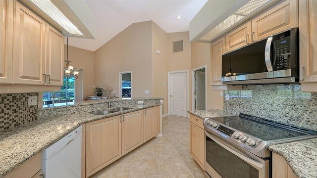 2869 SANDRINGHAM PLACE, Sarasota, FL 34235