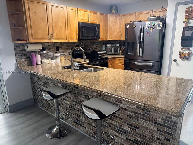 5320 NW 190th Street, Miami Gardens, FL 33055