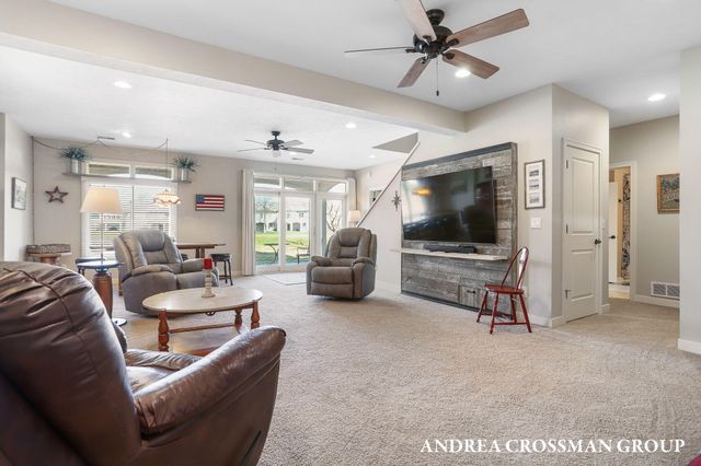 1284 Prestwick Drive, Holland City, MI 49423