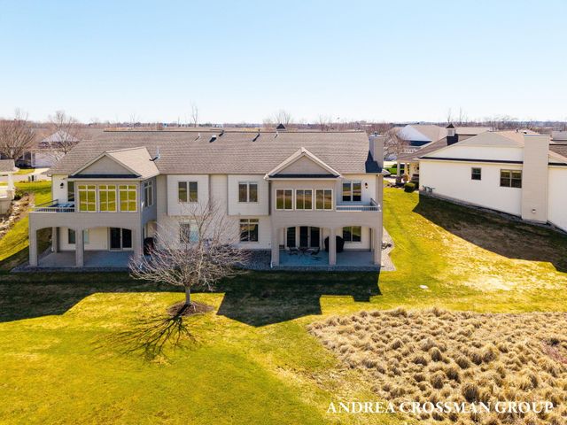 1284 Prestwick Drive, Holland City, MI 49423