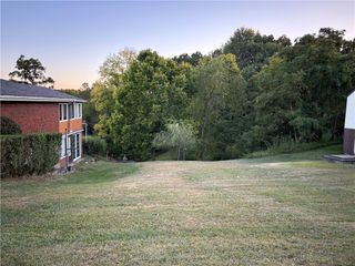 - Old Jacks Run Rd, White Oak, PA 15642