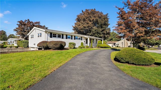 33 Newell Road, Cranston, RI 02910