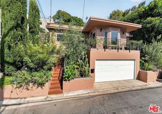 1515 Rendall Place, Los Angeles, CA 90026