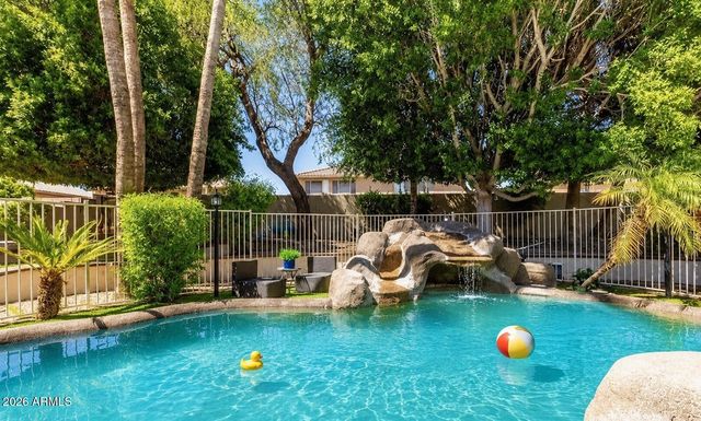12946 W LUCHANA Drive, Litchfield Park, AZ 85340