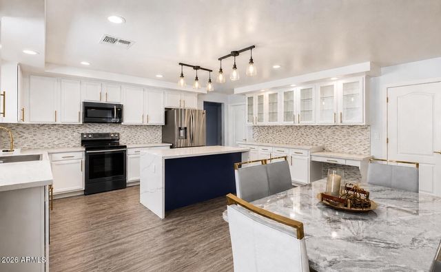 12946 W LUCHANA Drive, Litchfield Park, AZ 85340