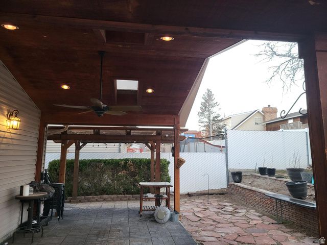 2598 W WOODHILL CIR, Taylorsville, UT 84129