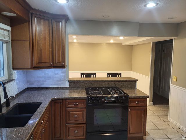 2598 W WOODHILL CIR, Taylorsville, UT 84129