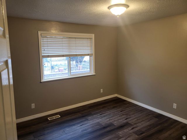 2598 W WOODHILL CIR, Taylorsville, UT 84129