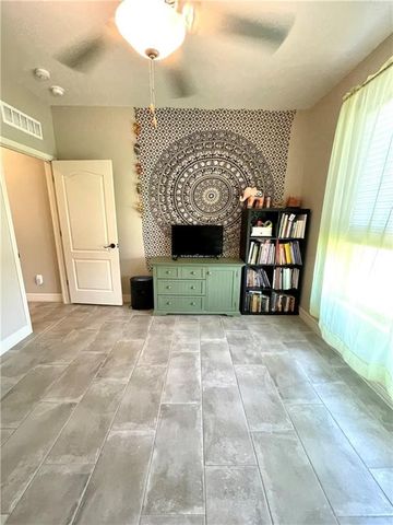 1813 Monterey Bay Dr, Portland, TX 78374