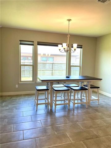 1813 Monterey Bay Dr, Portland, TX 78374