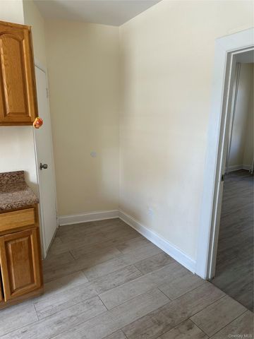 710 E 211th Street, Bronx, NY 10467