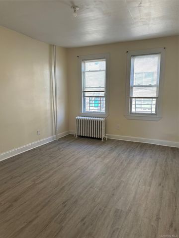 710 E 211th Street, Bronx, NY 10467