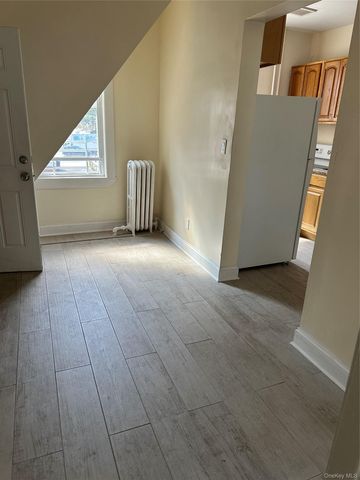 710 E 211th Street, Bronx, NY 10467