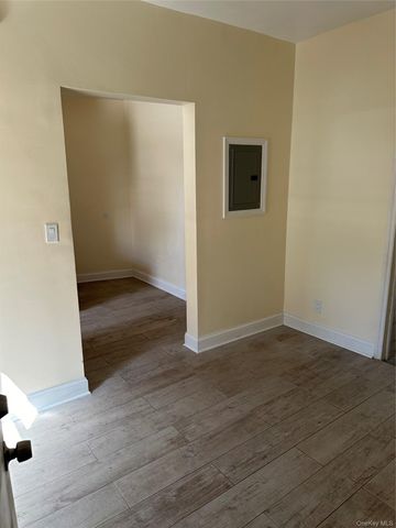 710 E 211th Street, Bronx, NY 10467