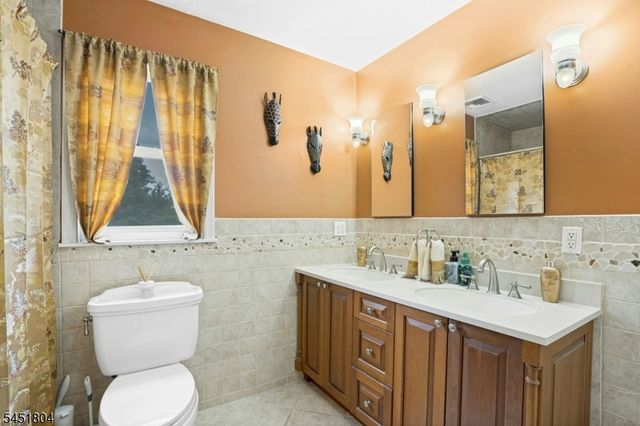 2094 Westfield Road Cir, Scotch Plains Twp., NJ 07076