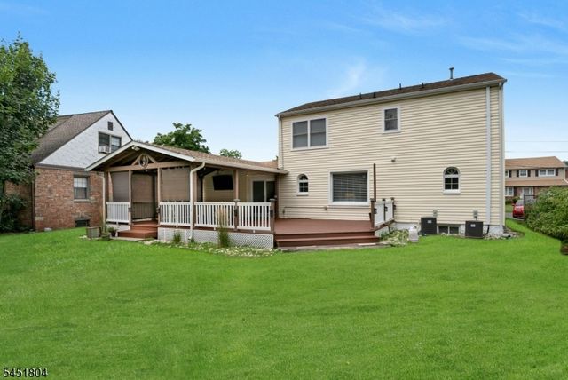 2094 Westfield Road Cir, Scotch Plains Twp., NJ 07076
