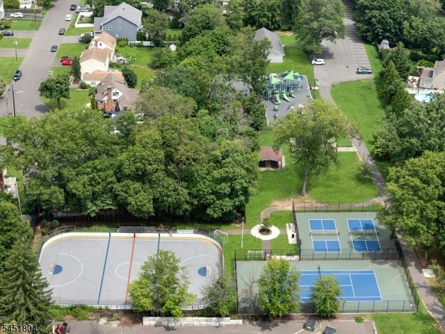 2094 Westfield Road Cir, Scotch Plains Twp., NJ 07076
