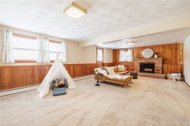 439 Tara Lane, Webster, NY 14580