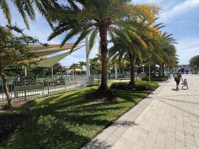 505 NE 20th Avenue 118, Deerfield Beach, FL 33441