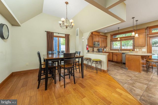 211 N 12TH ST N, Millville, NJ 08332