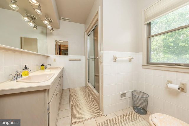 211 N 12TH ST N, Millville, NJ 08332